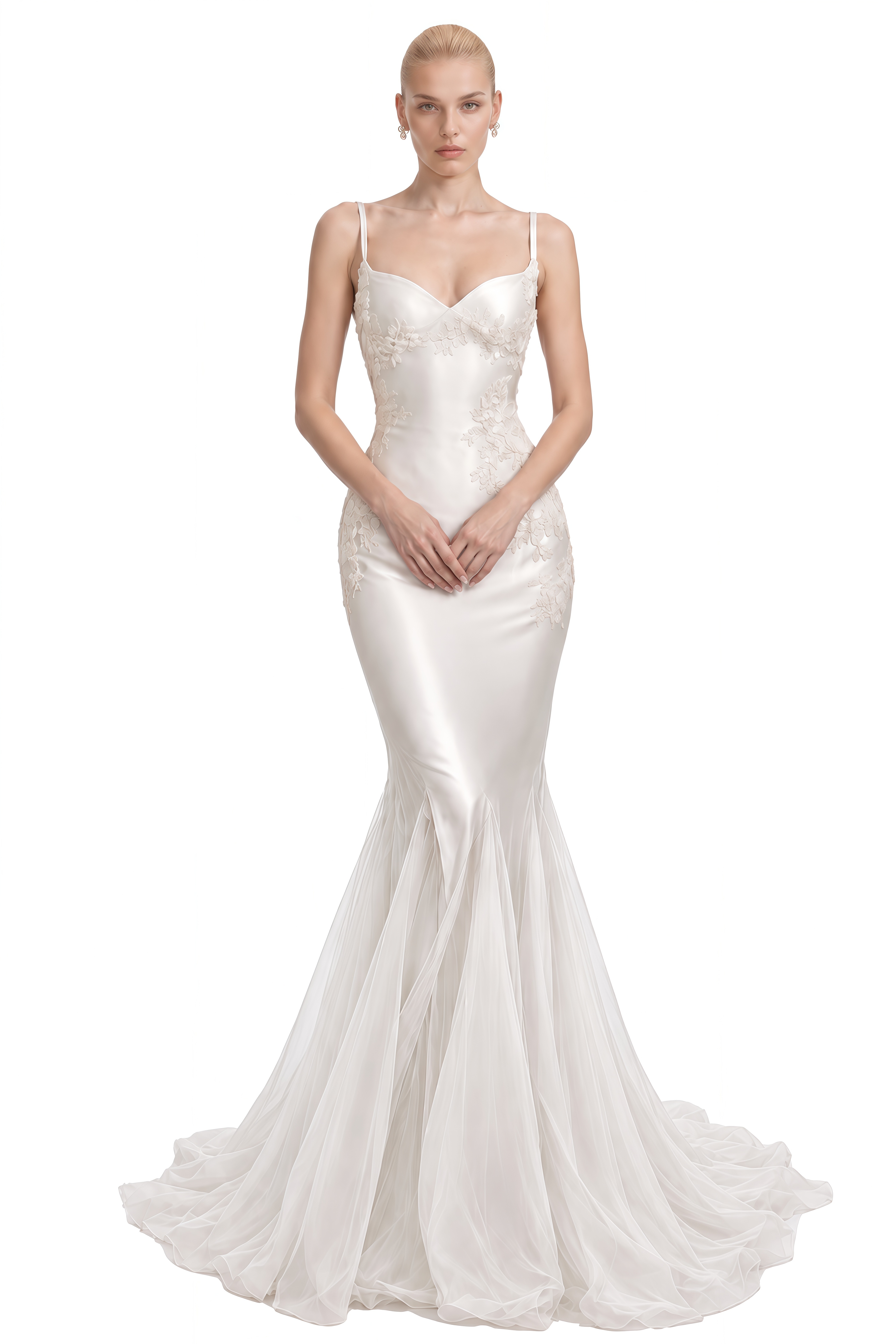 Léa White Sweetheart Neck Embroidered Maxi Dress
