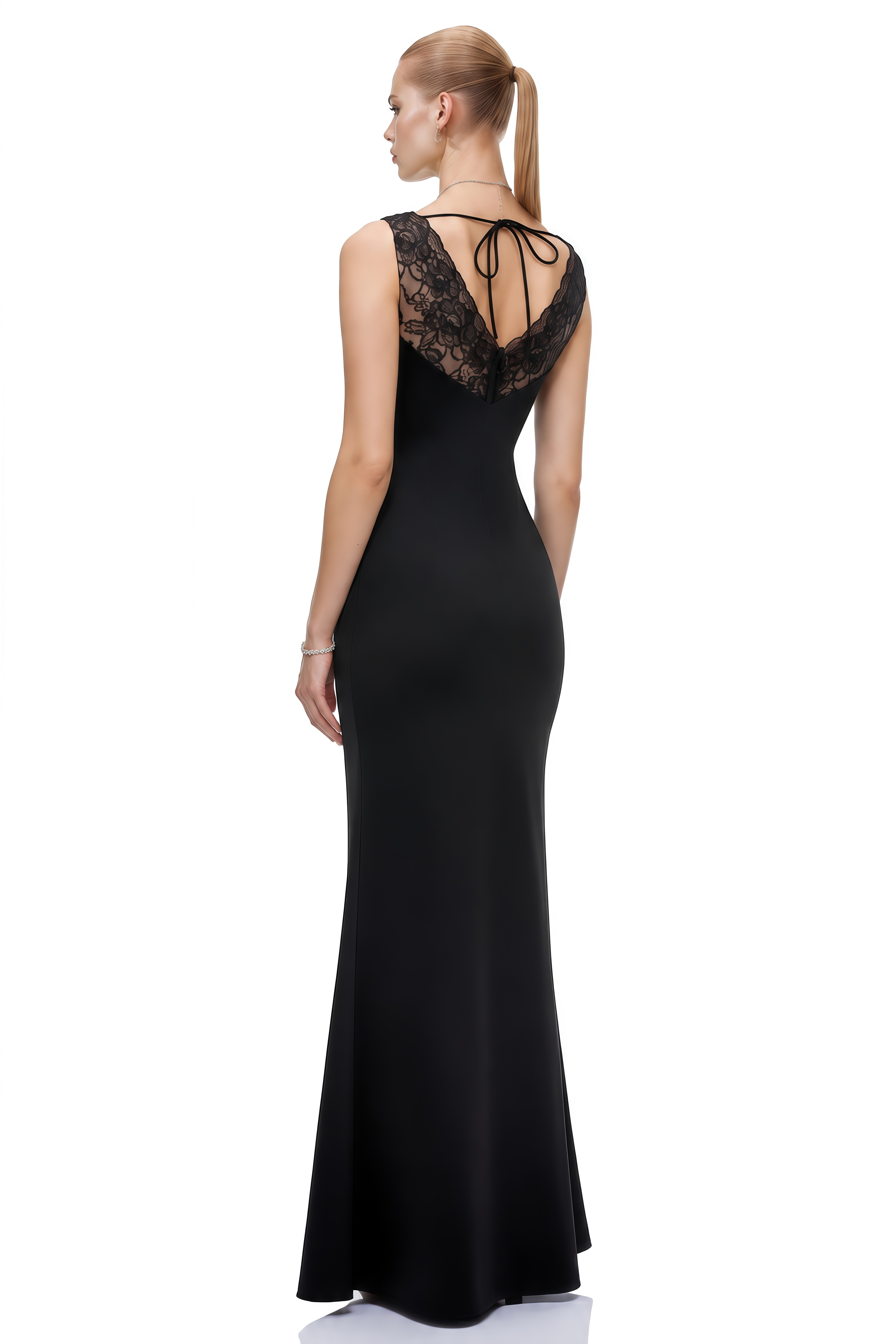 Juliet Black Sleeveless V-Neck Maxi Dress